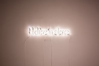 '(等待-)無意義的語句8號' [暖白，大版]的圖片